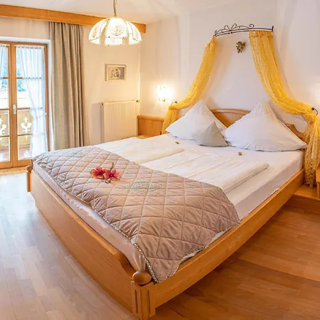 Appartement Zum Baur