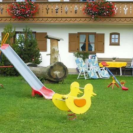 Zum Baur Appartement Krün